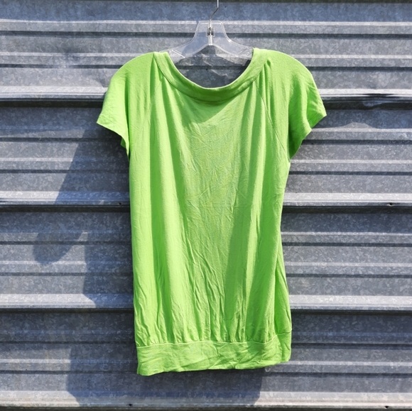 Beaded Necklace Cable & Gauge Shirt - Picture 8 of 9